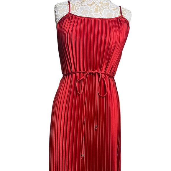 SAM EDELMAN women’s pleated dress . Size Medium.:Red Midi drees .sleeveless.NWT. - Picture 6 of 8